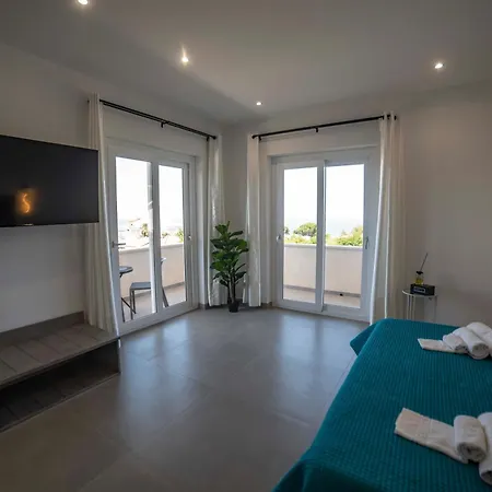 Guest house Terrazza Etesya Ricadi