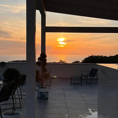 Guest house Terrazza Etesya Ricadi